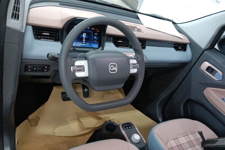 Used Chery QQ Ice Cream 2025 155km Sundae Edition Interior 2