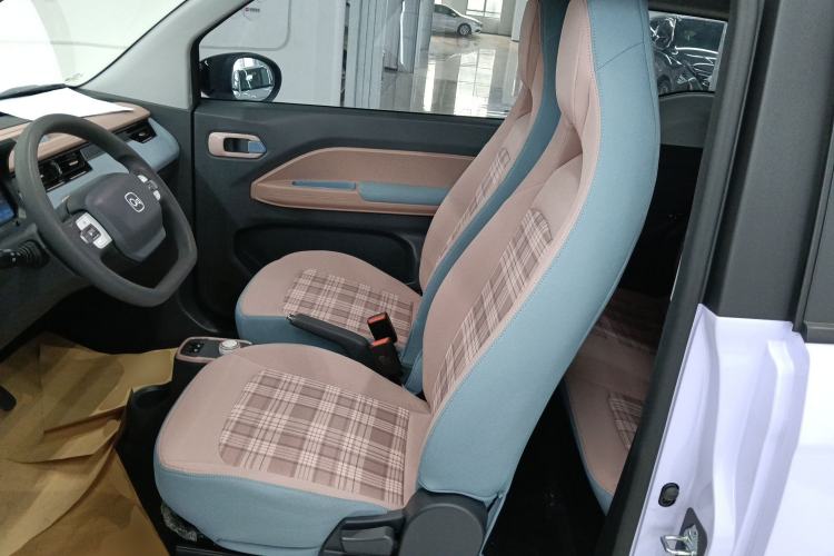 Used Chery QQ Ice Cream 2025 155km Sundae Edition Left Front Seat