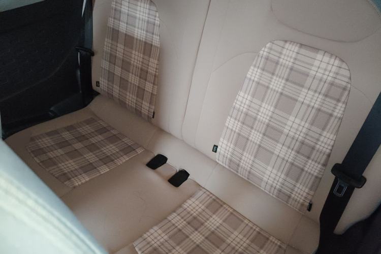 Used Chery QQ Ice Cream 2025 205km Qi Energy Version Left Rear Seat