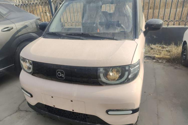 Used Chery QQ Ice Cream 2025 205km Qi Energy Version Front