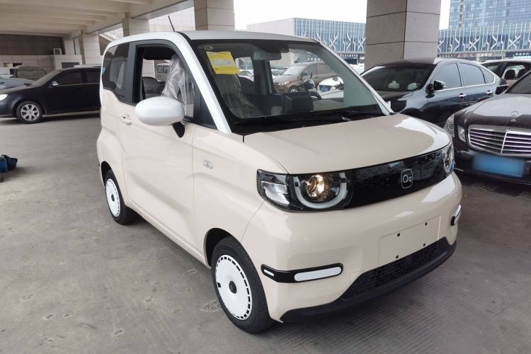 Used Chery QQ Ice Cream 2025 Model 205km Sundae Edition Front Right 45 Deg