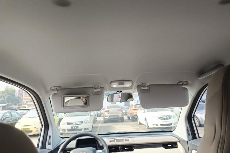 Used Chery QQ Ice Cream 2025 155km Sundae Edition Headliner