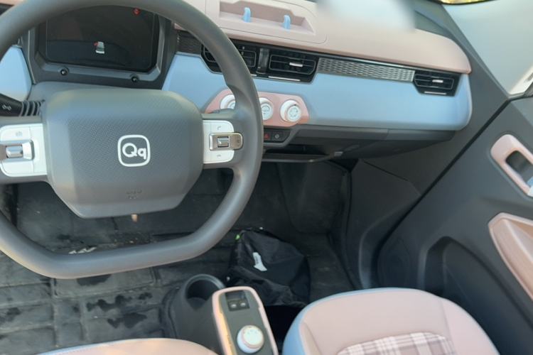 Used Chery QQ Ice Cream 2025 155km Sundae Edition Interior 1