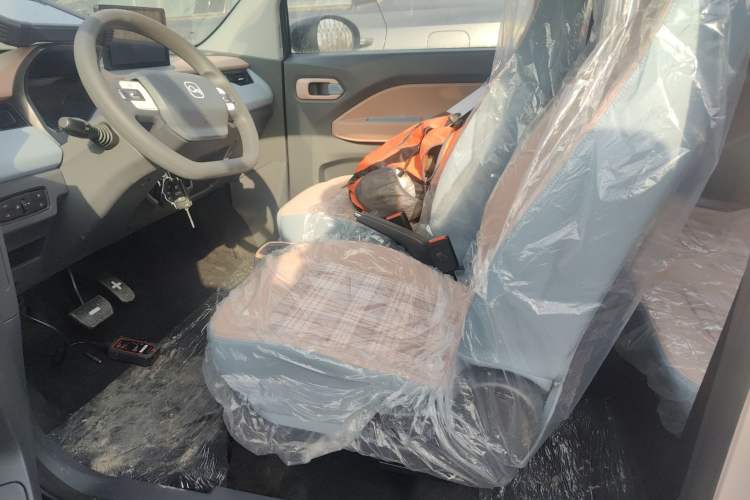 Used Chery QQ Ice Cream 2025 205km Qi Energy Version Left Front Seat
