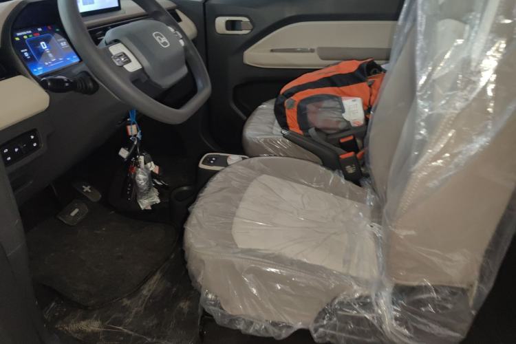 Used Chery QQ Ice Cream 2025 205km Qi Energy Version Left Front Seat
