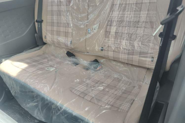 Used Chery QQ Ice Cream 2025 205km Qi Energy Version Left Rear Seat