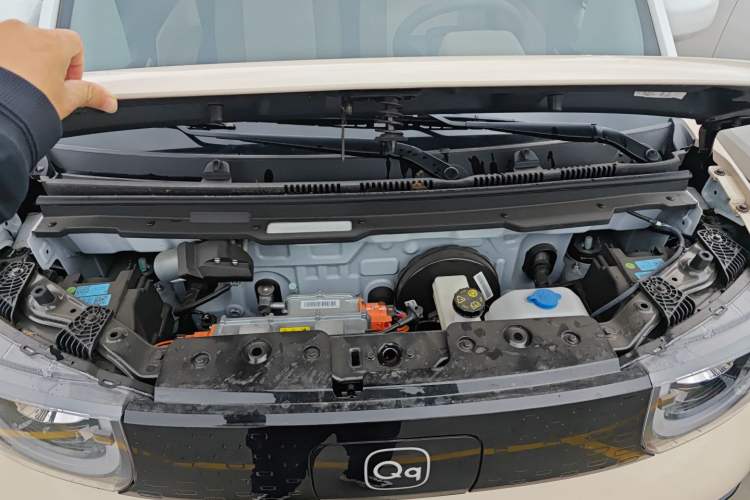 Used Chery QQ Ice Cream 2025 155km Sundae Edition Engine Bay