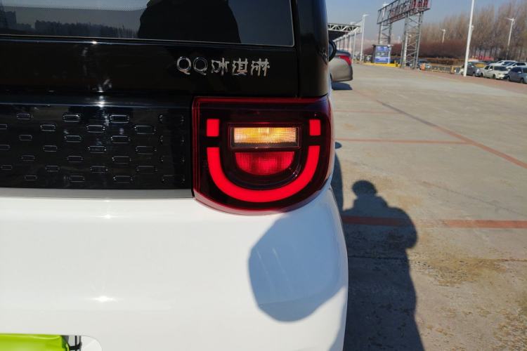 Used Chery QQ Ice Cream 2025 205km Qi Energy Version Exterior 6
