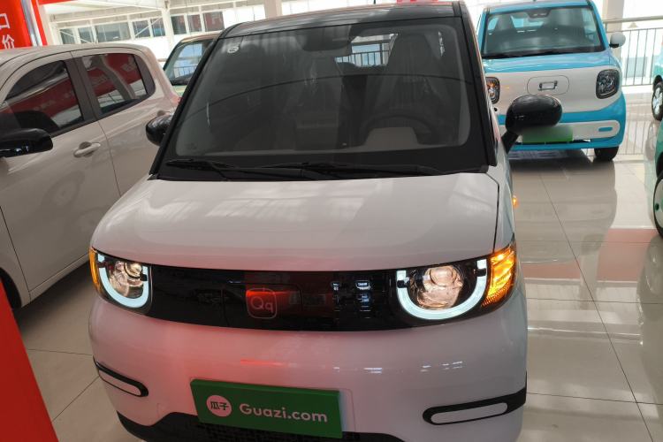 Used Chery QQ Ice Cream 2025 205km Qi Energy Version Front