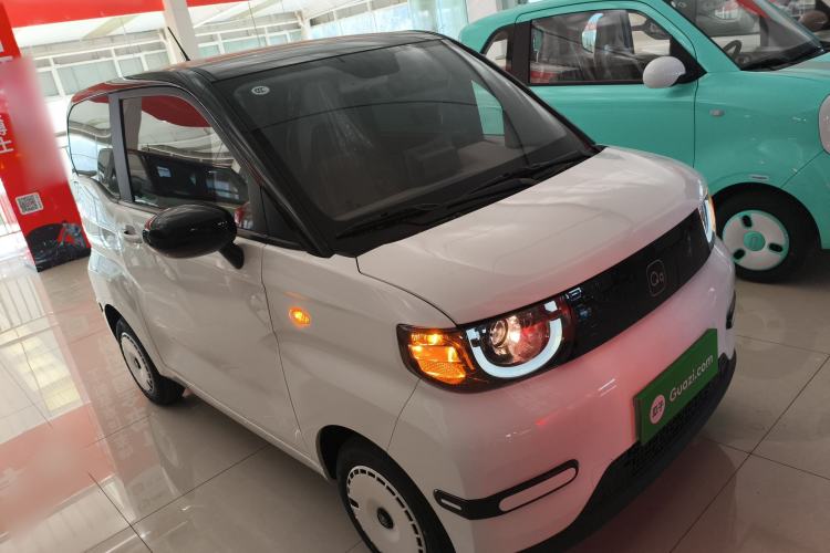 Used Chery QQ Ice Cream 2025 205km Qi Energy Version Front Right 45 Deg