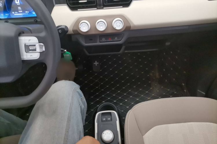 Used Chery QQ Ice Cream 2025 155km Sundae Edition Gear Lever