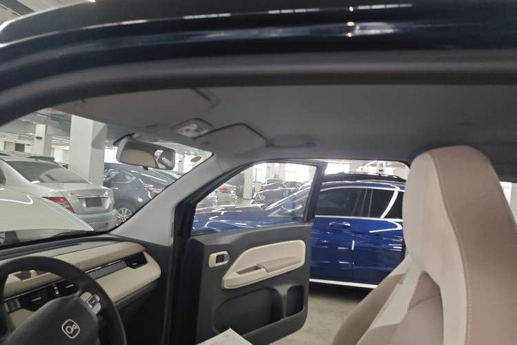 Used Chery QQ Ice Cream 2025 155km Sundae Edition Headliner