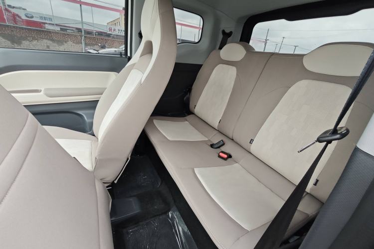 Used Chery QQ Ice Cream 2025 155km Sundae Edition Interior 2