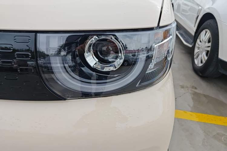 Used Chery QQ Ice Cream 2025 155km Sundae Edition Left Front Headlight