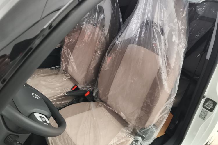 Used Chery QQ Ice Cream 2025 205km Qi Energy Version Left Front Seat
