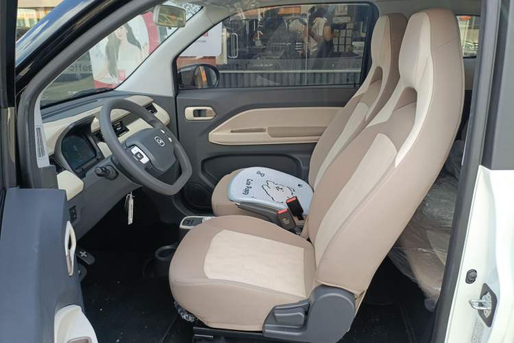 Used Chery QQ Ice Cream 2025 155km Sundae Edition Left Front Seat