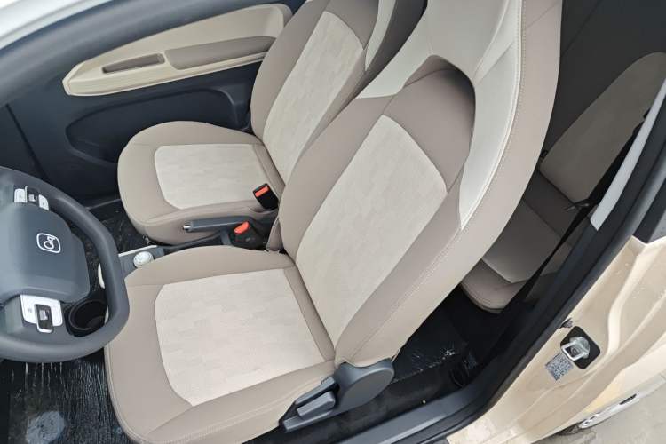 Used Chery QQ Ice Cream 2025 155km Sundae Edition Left Front Seat