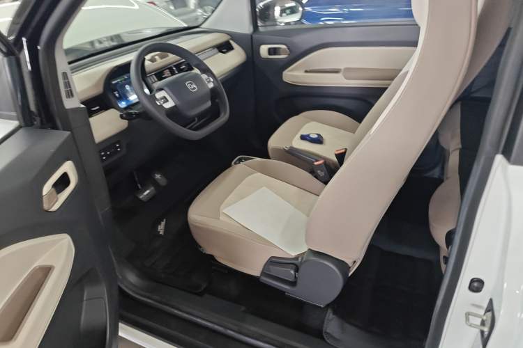 Used Chery QQ Ice Cream 2025 155km Sundae Edition Left Rear Door Interior