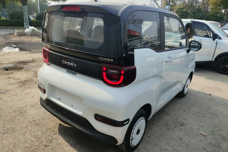 Used Chery QQ Ice Cream 2025 155km Sundae Edition Rear Right 45 Deg