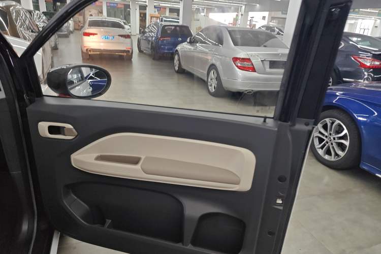 Used Chery QQ Ice Cream 2025 155km Sundae Edition Right Front Door Interior