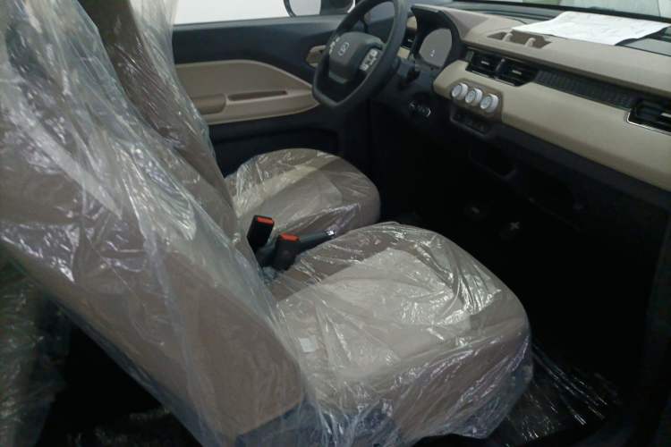 Used Chery QQ Ice Cream 2025 155km Sundae Edition Right Front Seat
