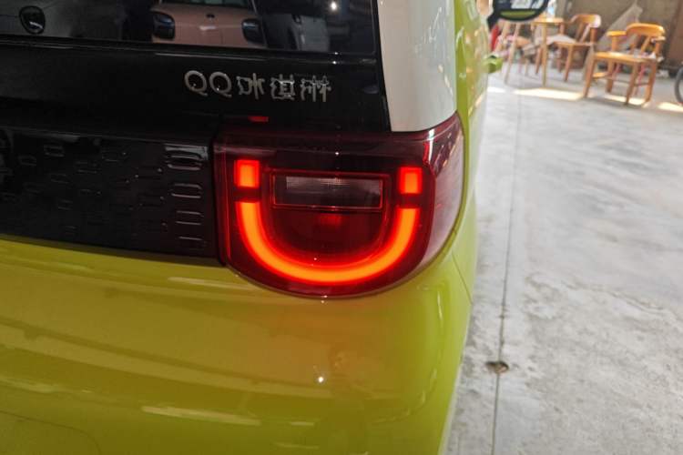 Used Chery QQ Ice Cream 2025 205km Qi Energy Version Exterior 3