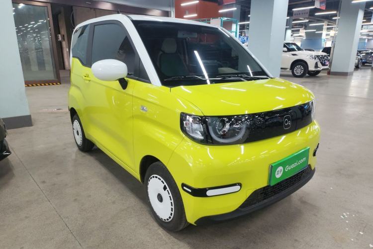 Used Chery QQ Ice Cream 2025 205km Qi Energy Version Front Right 45 Deg