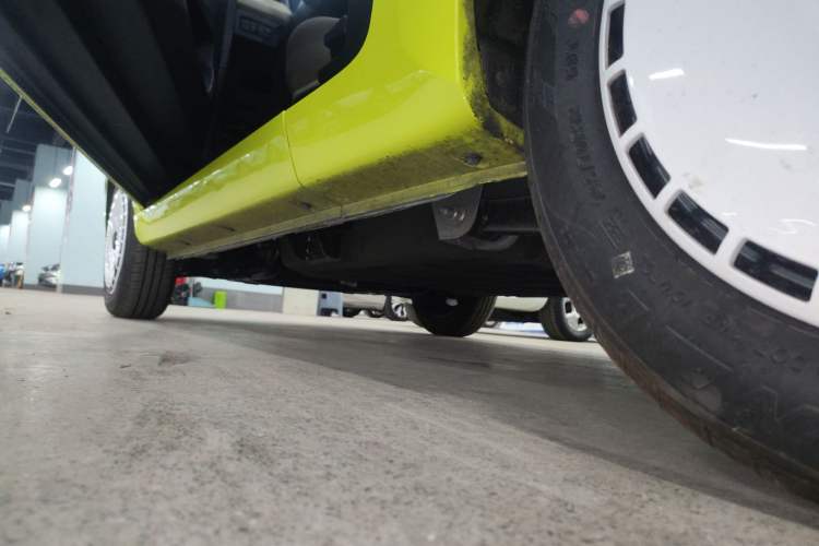 Used Chery QQ Ice Cream 2025 205km Qi Energy Version Left Side Sill