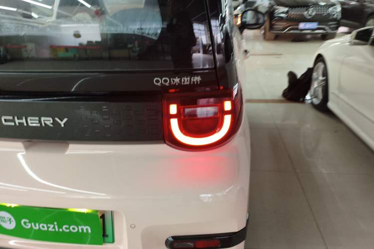 Used Chery QQ Ice Cream 2025 155km Sundae Edition Right Rear Taillight