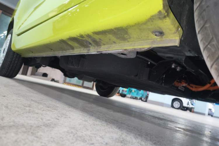 Used Chery QQ Ice Cream 2025 205km Qi Energy Version Right Side Sill