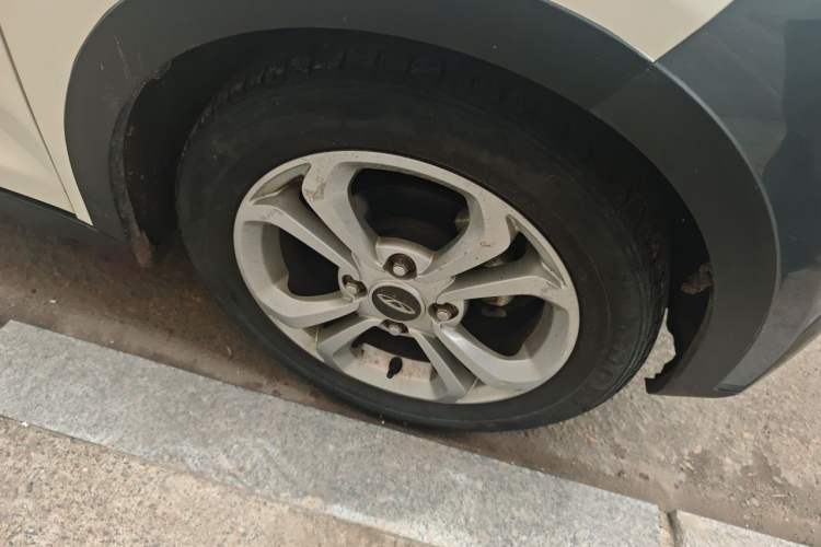 Used Chery QQ Little Ant 2017 2-Seat Smart Edition Right Front Wheel Hub