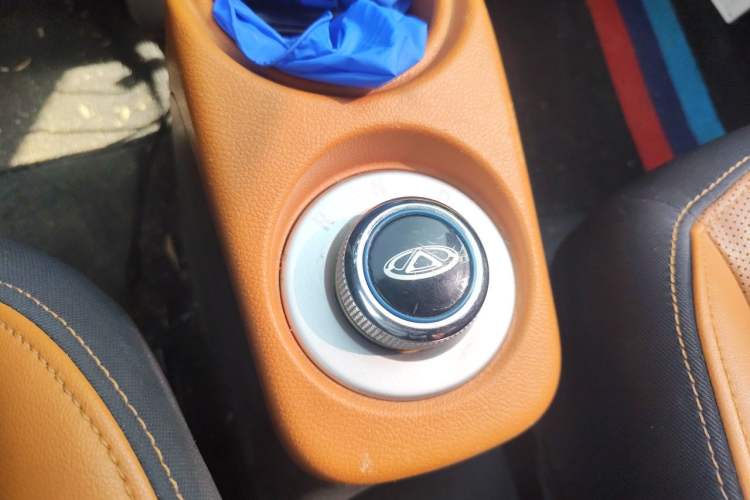 Used Chery QQ Little Ant 2017 2-Seat Smart Edition Gear Lever