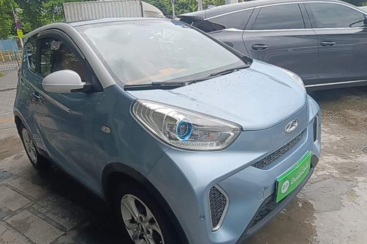 Used Chery QQ Little Ant 2018 400 4-Seater Smart Edition Front Right 45 Deg