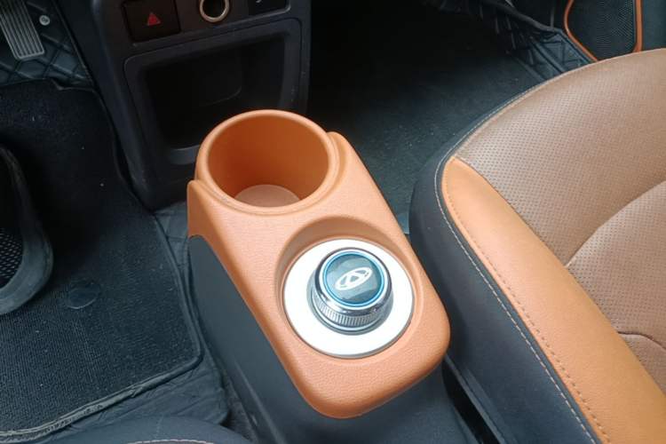 Used Chery QQ Little Ant 2018 300 4-Seater Smart Edition Gear Lever