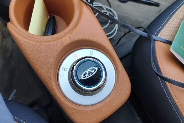 Used Chery QQ Little Ant 2018 400 4-Seater Smart Edition Gear Lever
