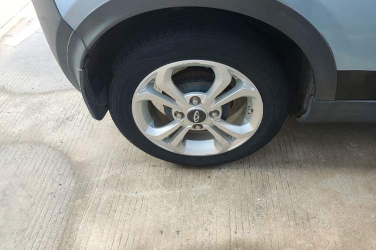 Used Chery QQ Little Ant 2018 4-Seat Smart Luxe Edition Right Rear Wheel Hub