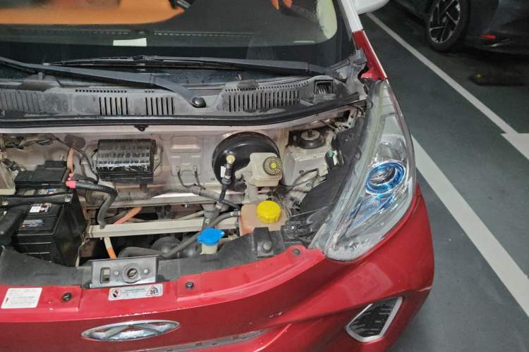 Used Chery QQ Little Ant 2018 400 4-Seater Smart Edition Engine Bay Left