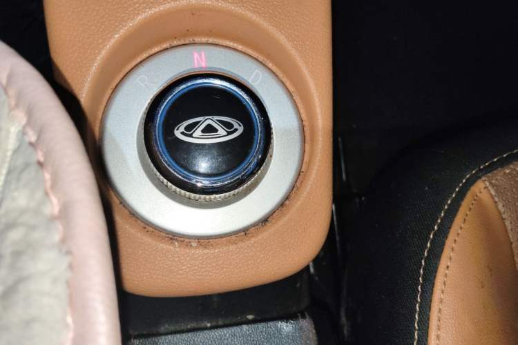 Used Chery QQ Little Ant 2018 400 4-Seater Smart Edition Gear Lever
