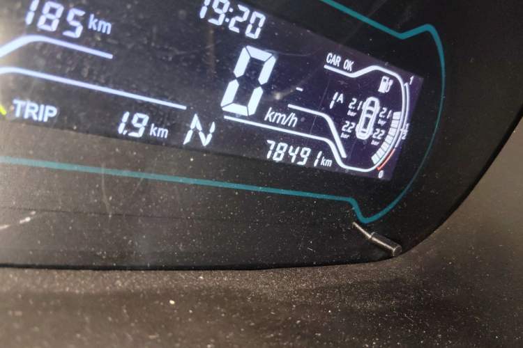 Used Chery QQ Little Ant 2018 400 4-Seater Smart Edition Odometer Close Up