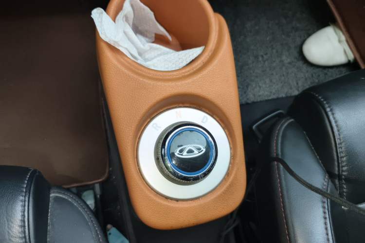 Used Chery QQ Little Ant 2018 400 4-Seater Smart Edition Gear Lever