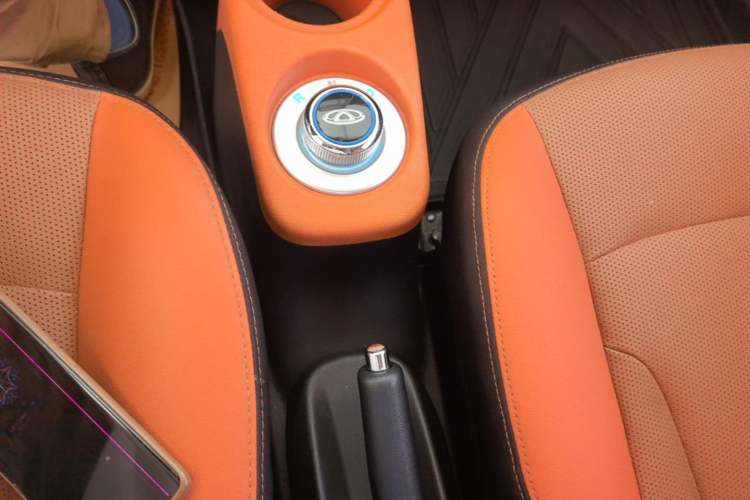 Used Chery QQ Little Ant 2018 400 4-Seater Smart Edition Gear Lever