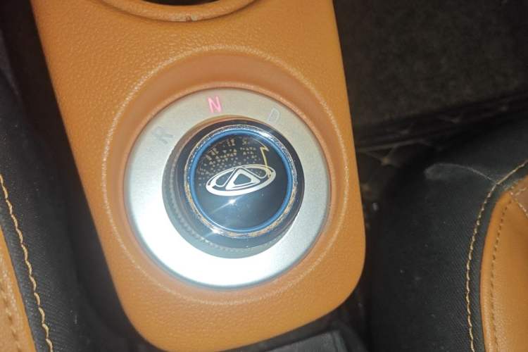 Used Chery QQ Little Ant 2018 300 4-Seater Smart Edition Gear Lever
