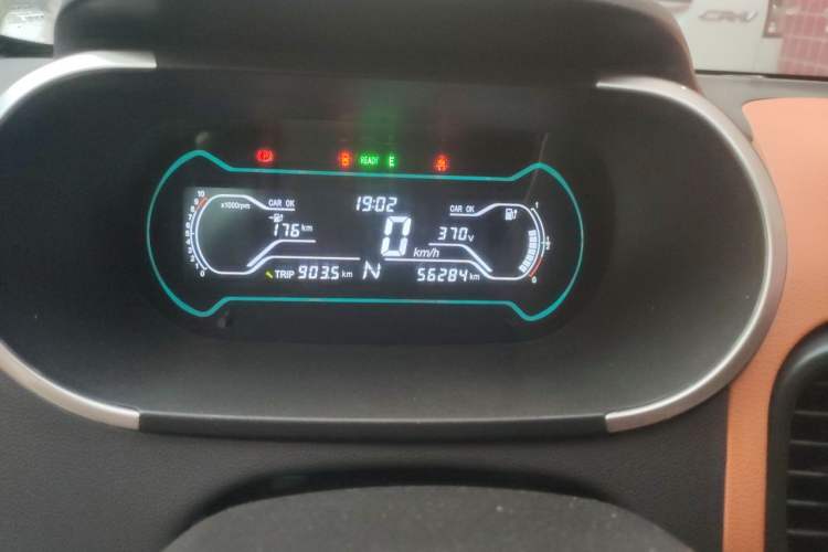 Used Chery QQ Little Ant 2018 400 4-Seater Smart Edition Odometer Close Up