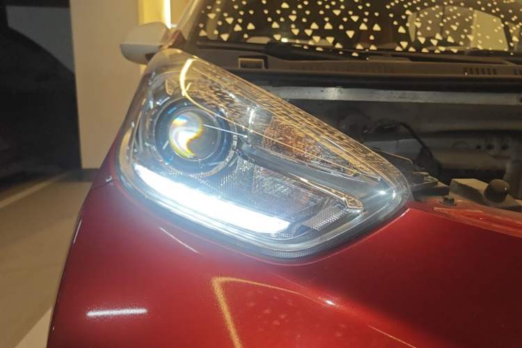 Used Chery QQ Little Ant 2018 300 4-Seater Smart Edition Right Front Headlight