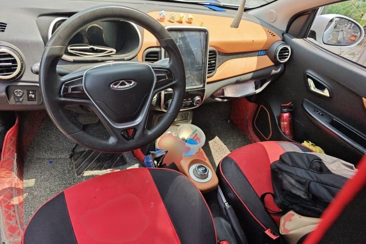 Used Chery QQ Little Ant 2018 400 4-Seater Smart Edition Center Console