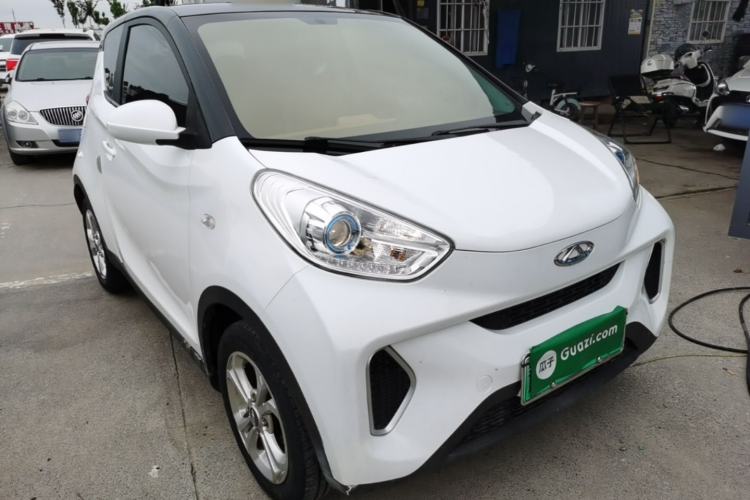 Used Chery QQ Little Ant 2018 400 4-Seater Smart Edition Front Right 45 Deg
