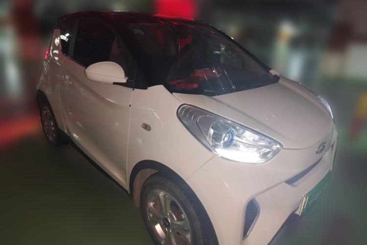 Used Chery QQ Little Ant 2018 400 4-Seater Smart Edition Front Right 45 Deg