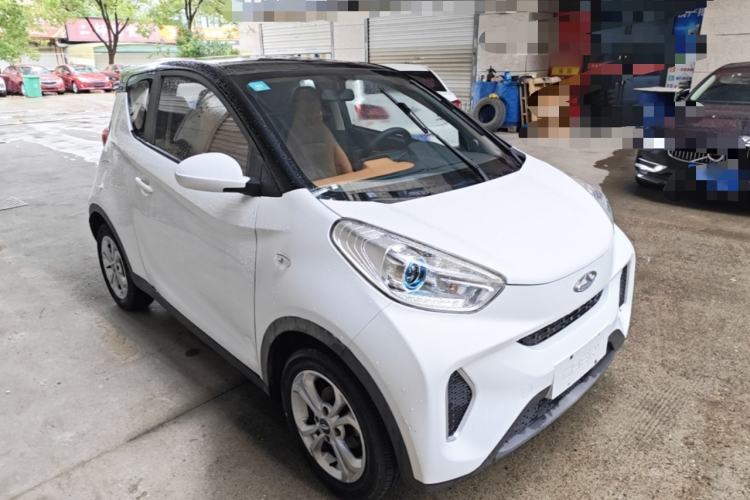 Used Chery QQ Little Ant 2018 400 4-Seater Smart Edition Front Right 45 Deg