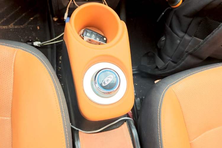 Used Chery QQ Little Ant 2018 400 4-Seater Smart Edition Gear Lever