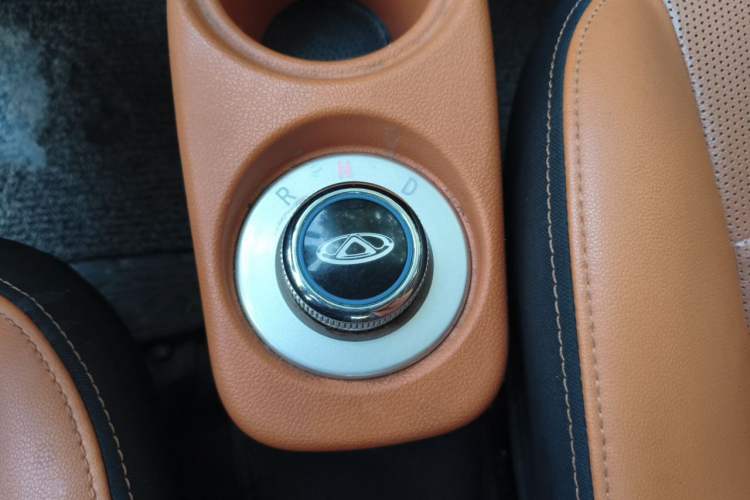 Used Chery QQ Little Ant 2018 300 4-Seater Smart Edition Gear Lever